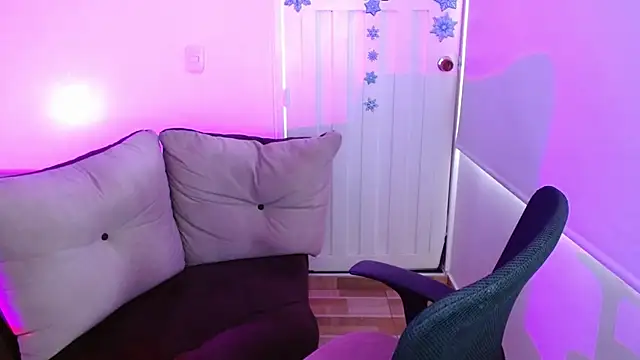 milfrousse Live XXX-chat