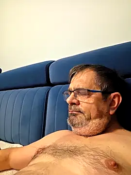 Axer1960 Live XXX Chat