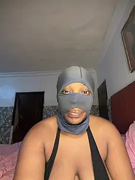 Kendra-rose élő XXX-chatje