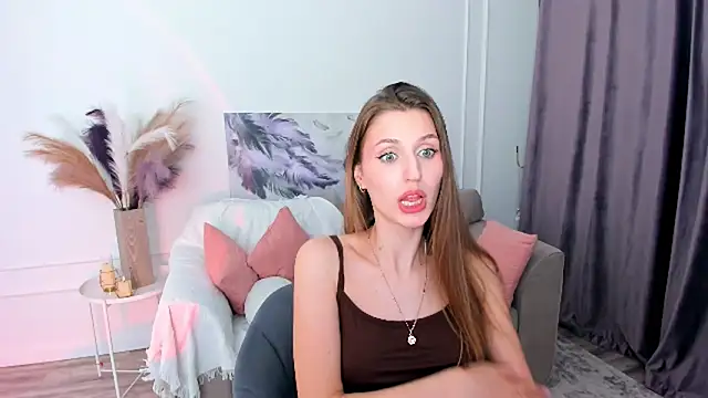 NaturalBeaty: вебкам-шоу