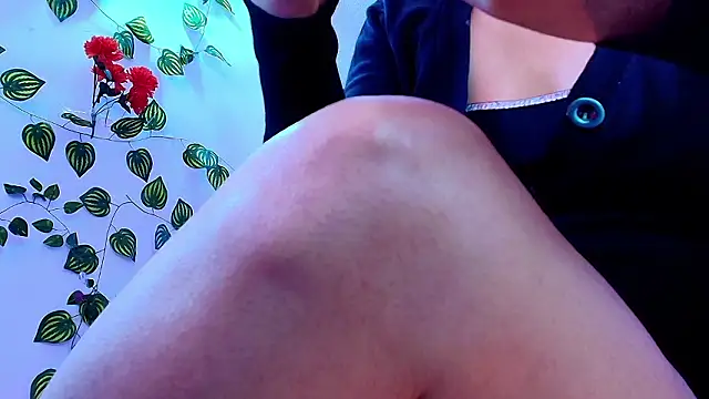 Carol_Miss2 Adlı Modelin Canlı XXX Sohbeti