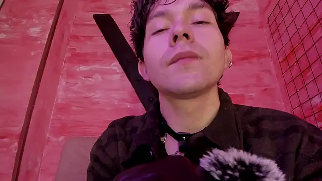 Eliot_X Live XXX Chat