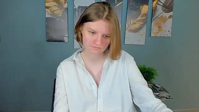 LilianSwall Adlı Modelin Canlı XXX Sohbeti