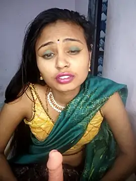 Khatta_Meeth Adlı Modelin Canlı XXX Sohbeti