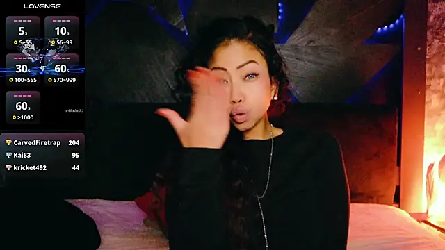 ElyaQuinn Webcam-Show