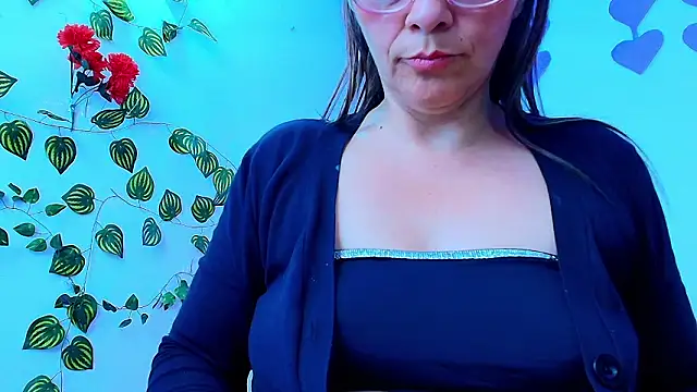 Carol_Miss2n Live XXX chat