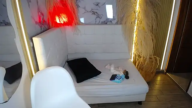 Bruja__Scarlata Adlı Modelin Canlı XXX Sohbeti