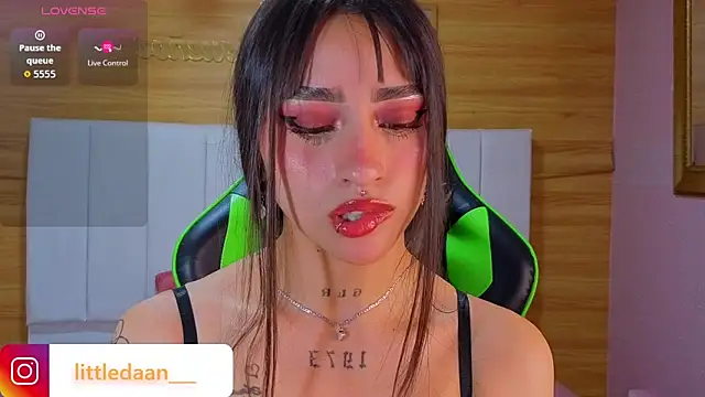 Chat XXX en directo de Abril_Velvet_a_