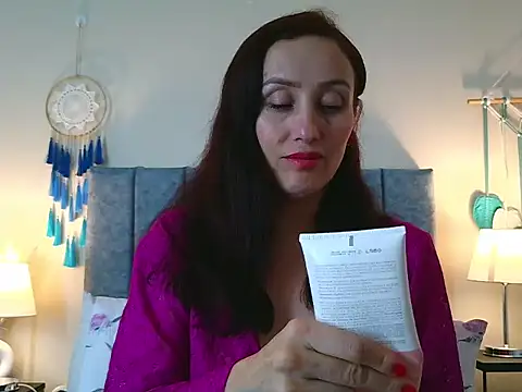 IberianMoonMK's Live XXX Chat