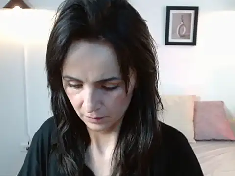 Juliana__lx: απευθείας συνομιλία ΧΧΧ