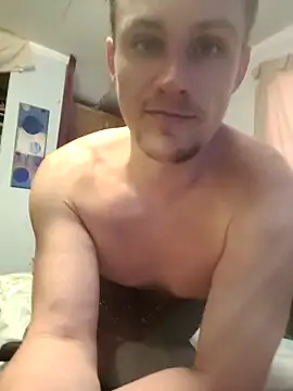 Chat +18 de MaddyC6992 ao vivo