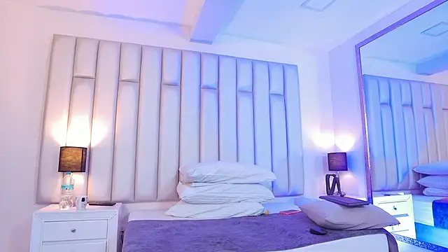 aandreaperez Adlı Modelin Canlı XXX Sohbeti