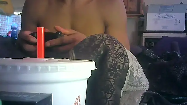 Chat XXX en directo de ON3YOULLN3VER_FIR3