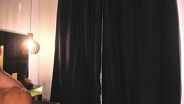 Chat XXX en directo de Lucio__Fox