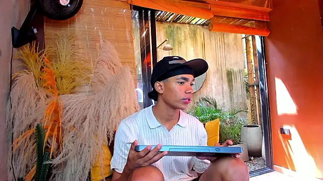 Chat XXX en directo de AlanCutee