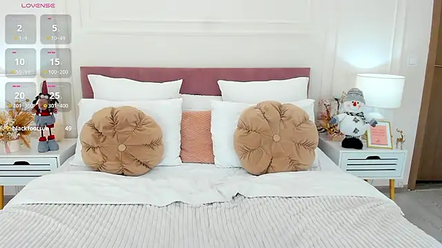 MonaRicci 라이브 XXX 채팅