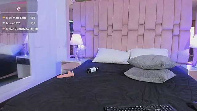 Živý XXX chat Aurora_Roy