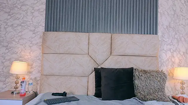 Cris__sweet's Live XXX Chat