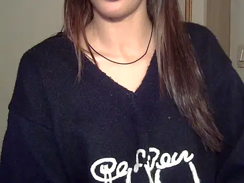 JASMINE__09 Adlı Modelin Canlı XXX Sohbeti