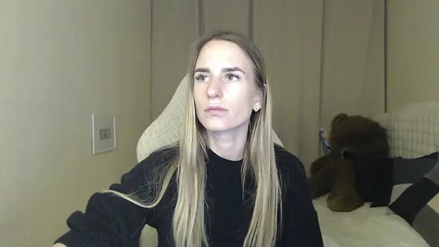 DeboraHorny Adlı Modelin Canlı XXX Sohbeti