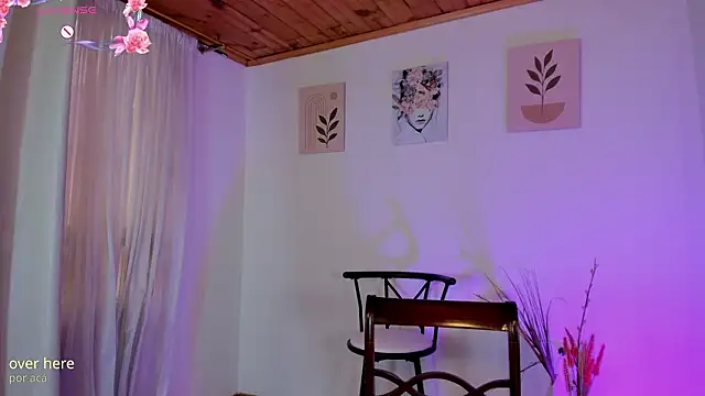 Chat XXX ao vivo de Lauraricci__