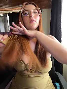 CoraVibes' Live XXX Chat