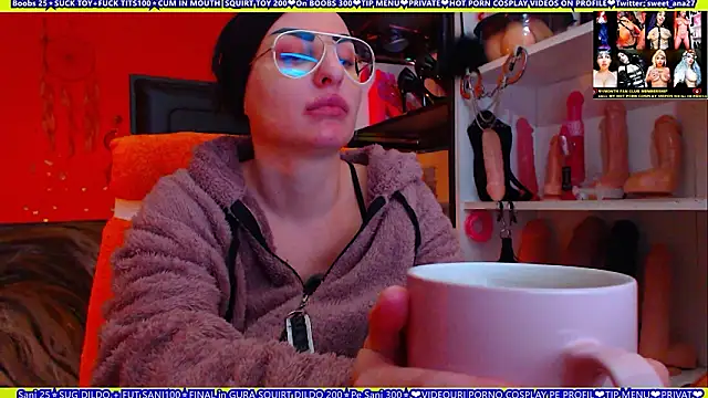 Chat XXX ao vivo de cuminmenowbbyx