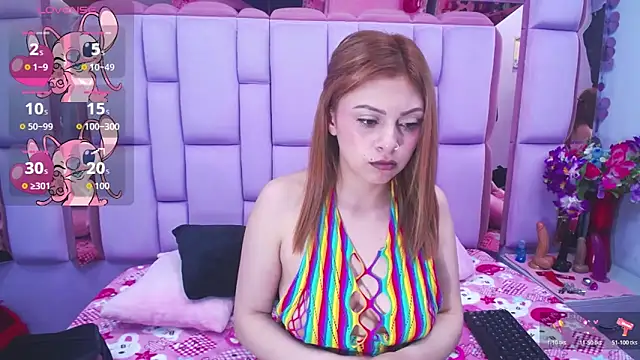 Emmily_Walker Live XXX-Chat