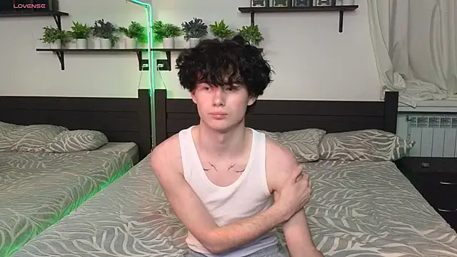 Chat XXX en directo de Cute_Mike