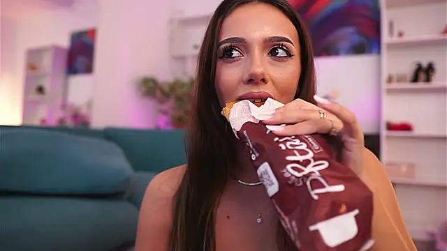 Aisha_Bee's Live XXX Chat