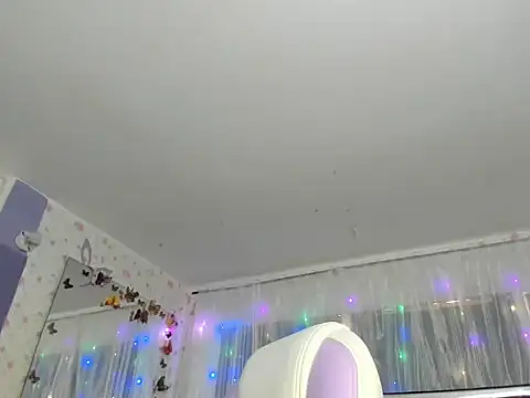 Chat XXX en directo de Santy_bigcock_01