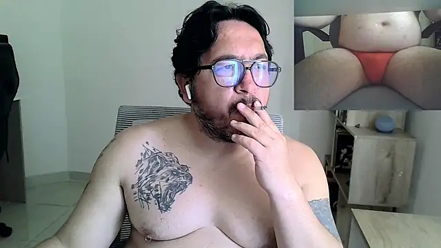 HiddenBear's Webcam Show