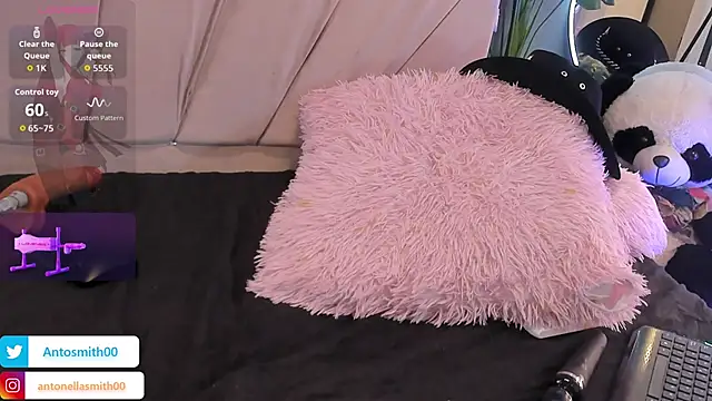 Antonellasmith00's Live XXX Chat