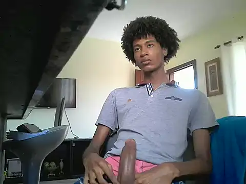 twink_gabrielll webkamerás műsora