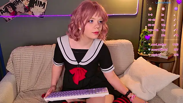 Waifu_Ketrin: απευθείας συνομιλία ΧΧΧ