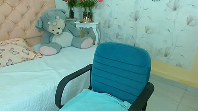 Chatroom XXX en direct de zara_cute