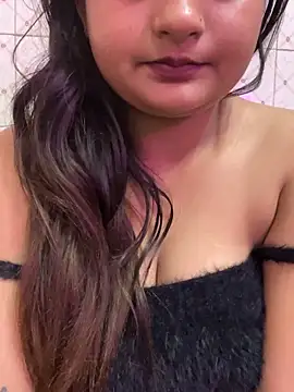 Chatroom XXX en direct de Curvy_Anaya