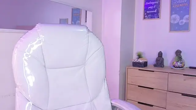 Czat XXX na żywo – bluee_hazell