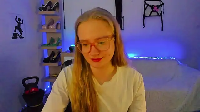 Chatroom XXX en direct de NancyHottie