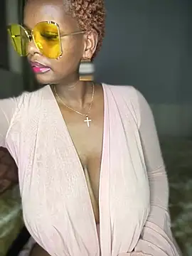 Chatroom XXX en direct de ScarletMuseX