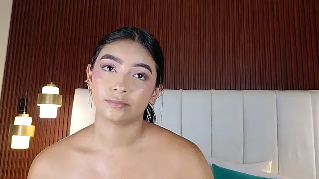 Chatroom XXX en direct de MeganCruzGB