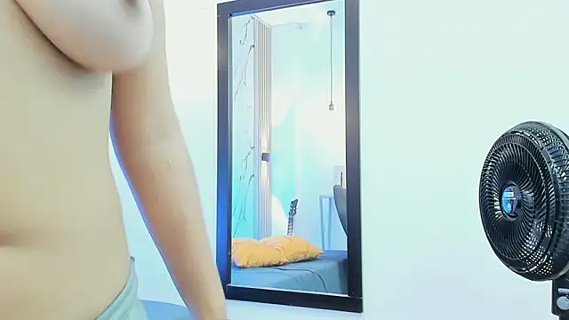 Chat XXX Live gabriela_cortez