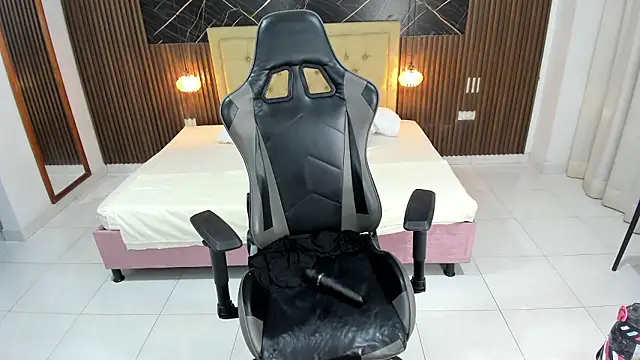 Chat XXX en directo de Zoe16_