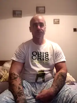 chcem1975 Live XXX-Chat