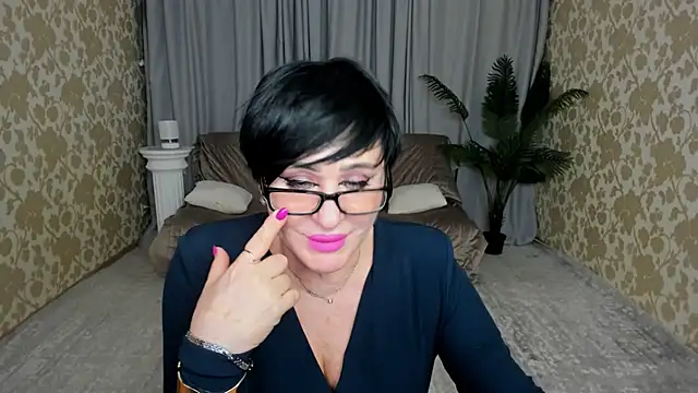 KiraTempt 现场XXX聊天