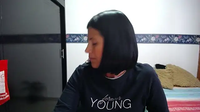 Chatroom XXX en direct de sharoon_cheerry