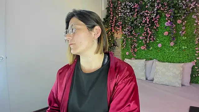 Chatroom XXX en direct de SarahDeyvis