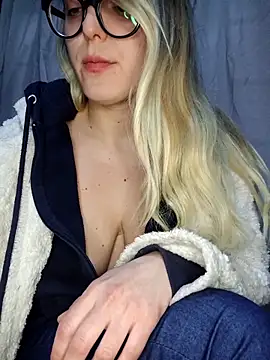 dolcehelena993 Live XXX-Chat