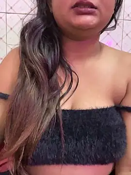 Chatroom XXX en direct de Curvy_Anaya