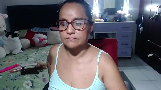 pervert_mommy_'s Live XXX Chat